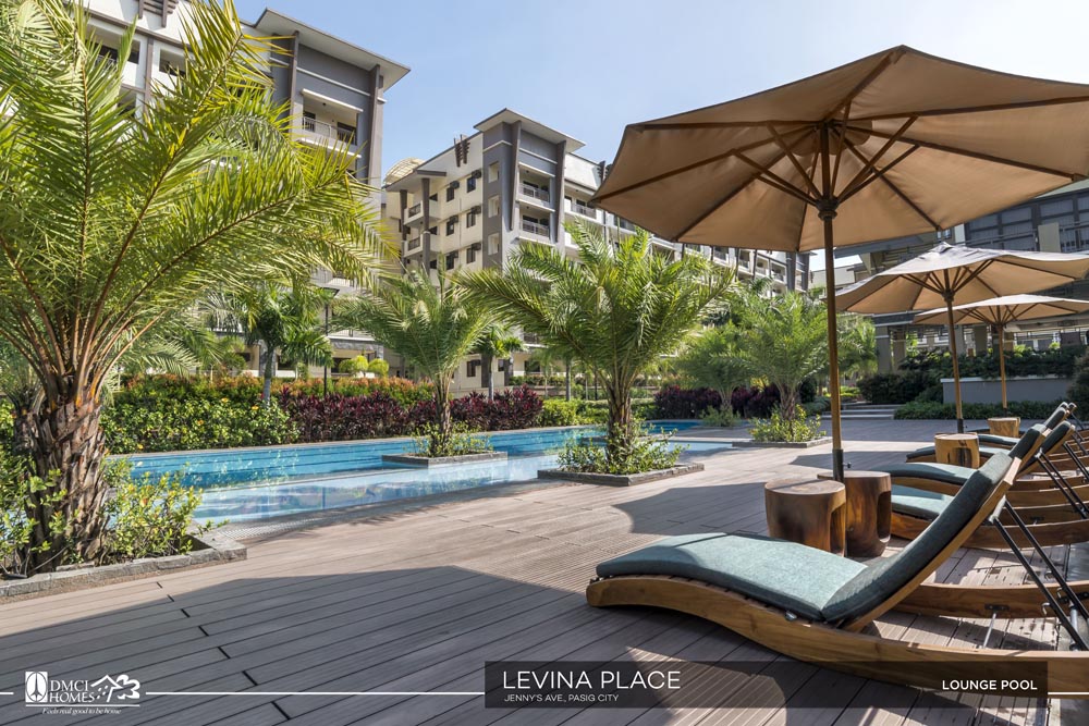 Levina-place-lounge-pool